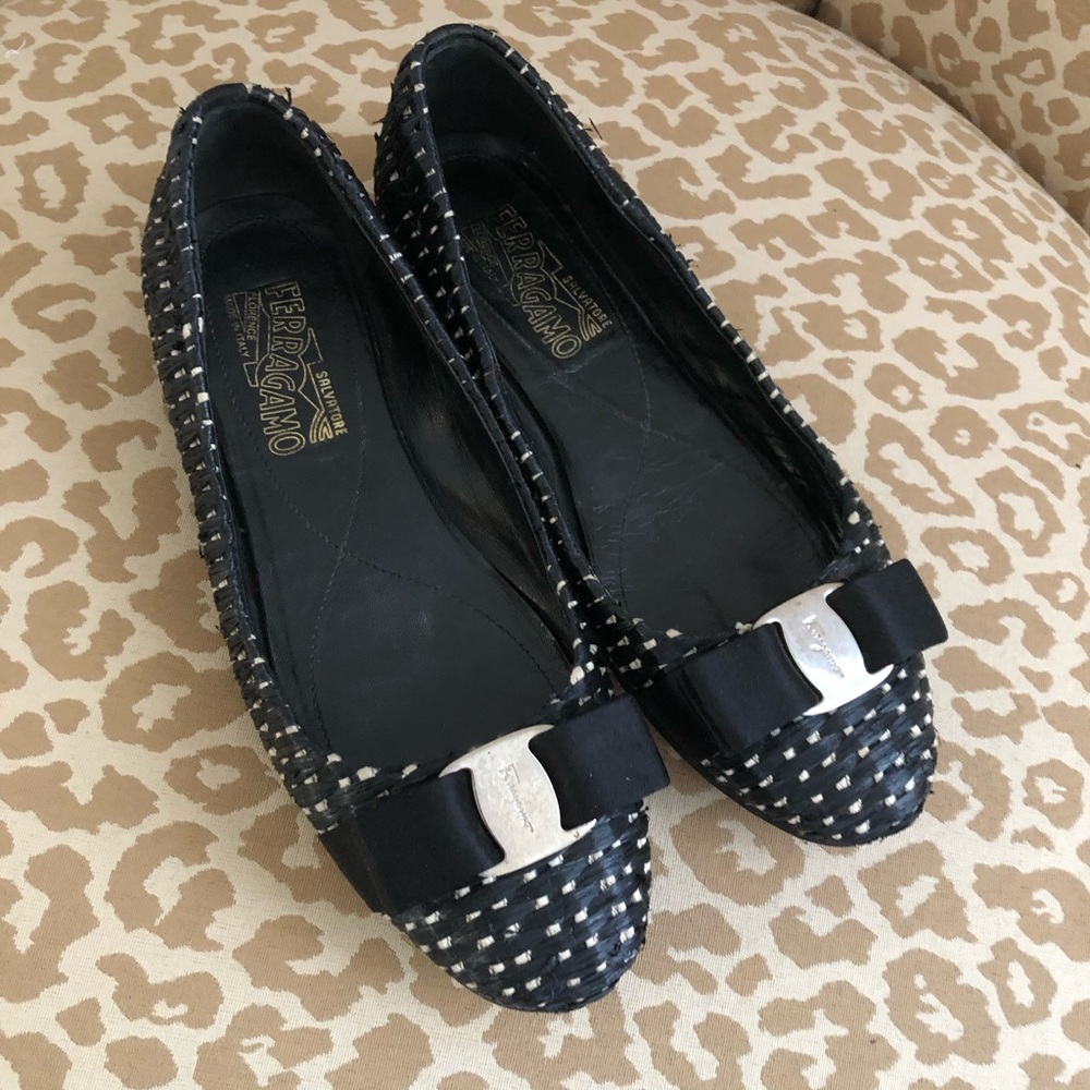 FERRAGAMO Varina flats